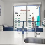 Modern 2Br Miami Apartment - King Beds, Downtown!